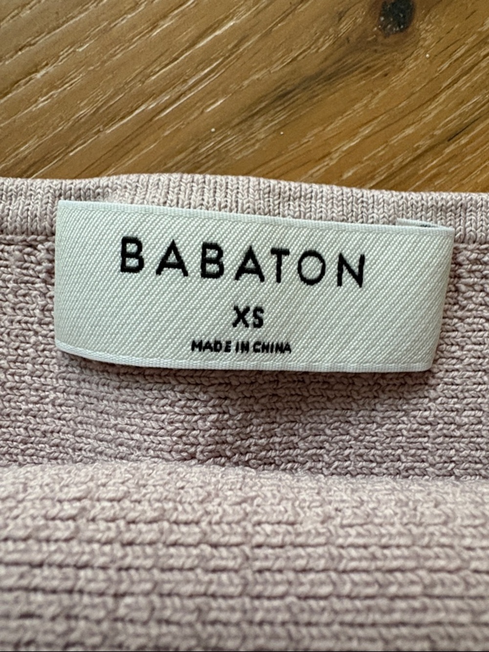 Aritzia Babaton Lilac Sculpt Knit Squareneck Cropped Tank Size XS Ribbed - Picture 4 of 6